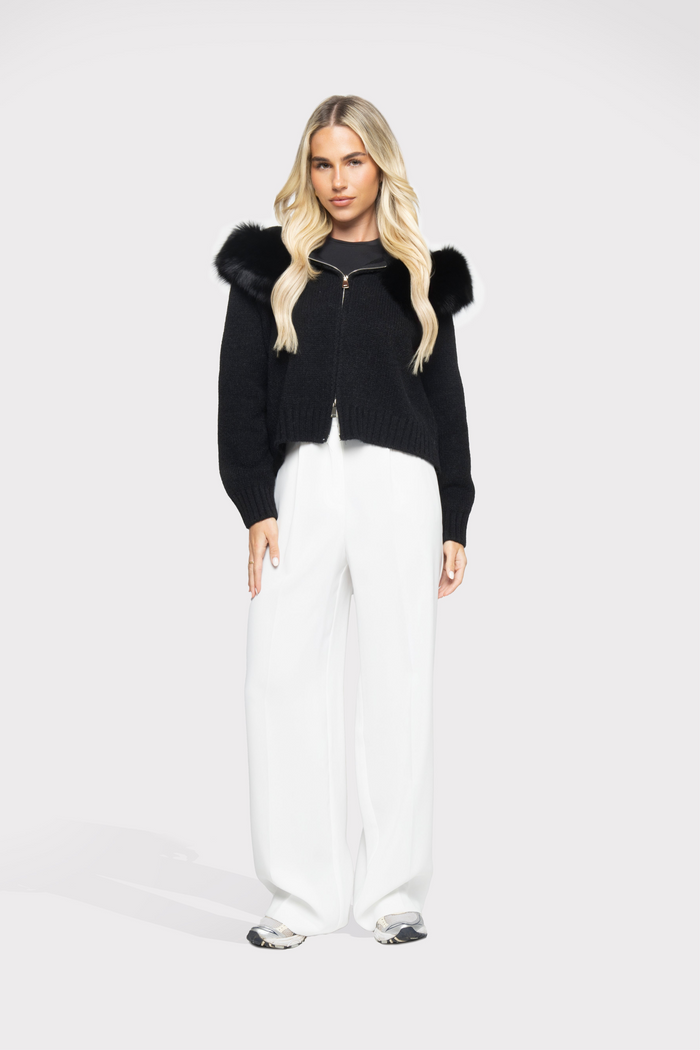 AVASI - Chic Cardigan