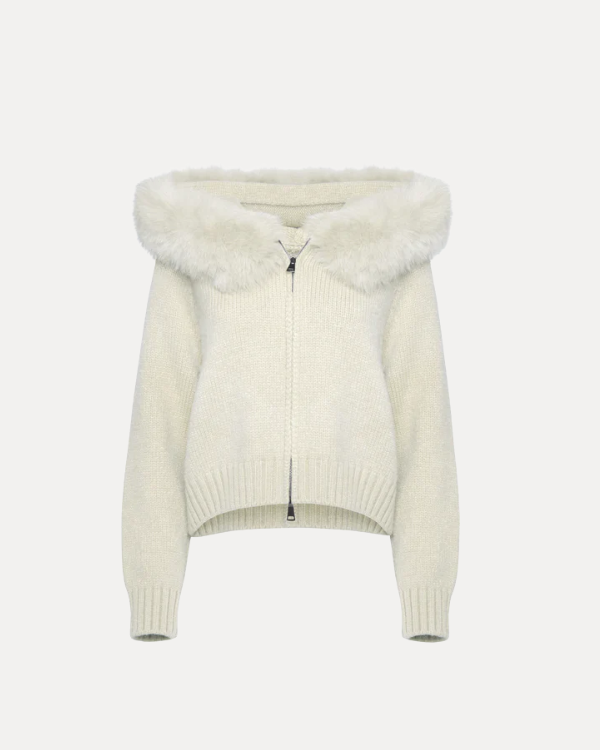 AVASI - Chic Cardigan