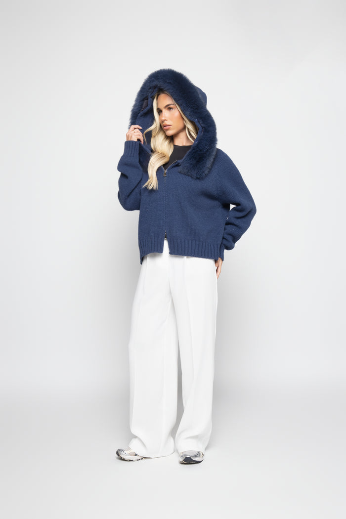 AVASI - Chic Cardigan